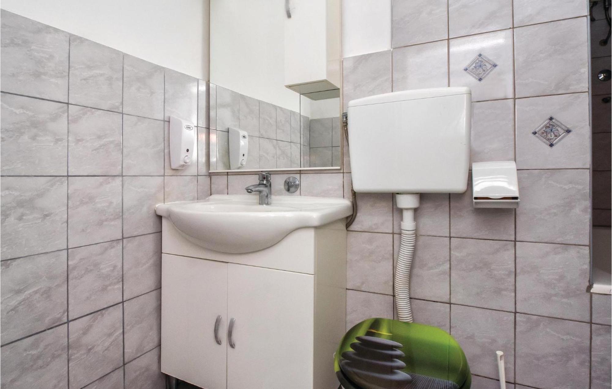 Cozy Apartment In Split With Kitchenette エクステリア 写真