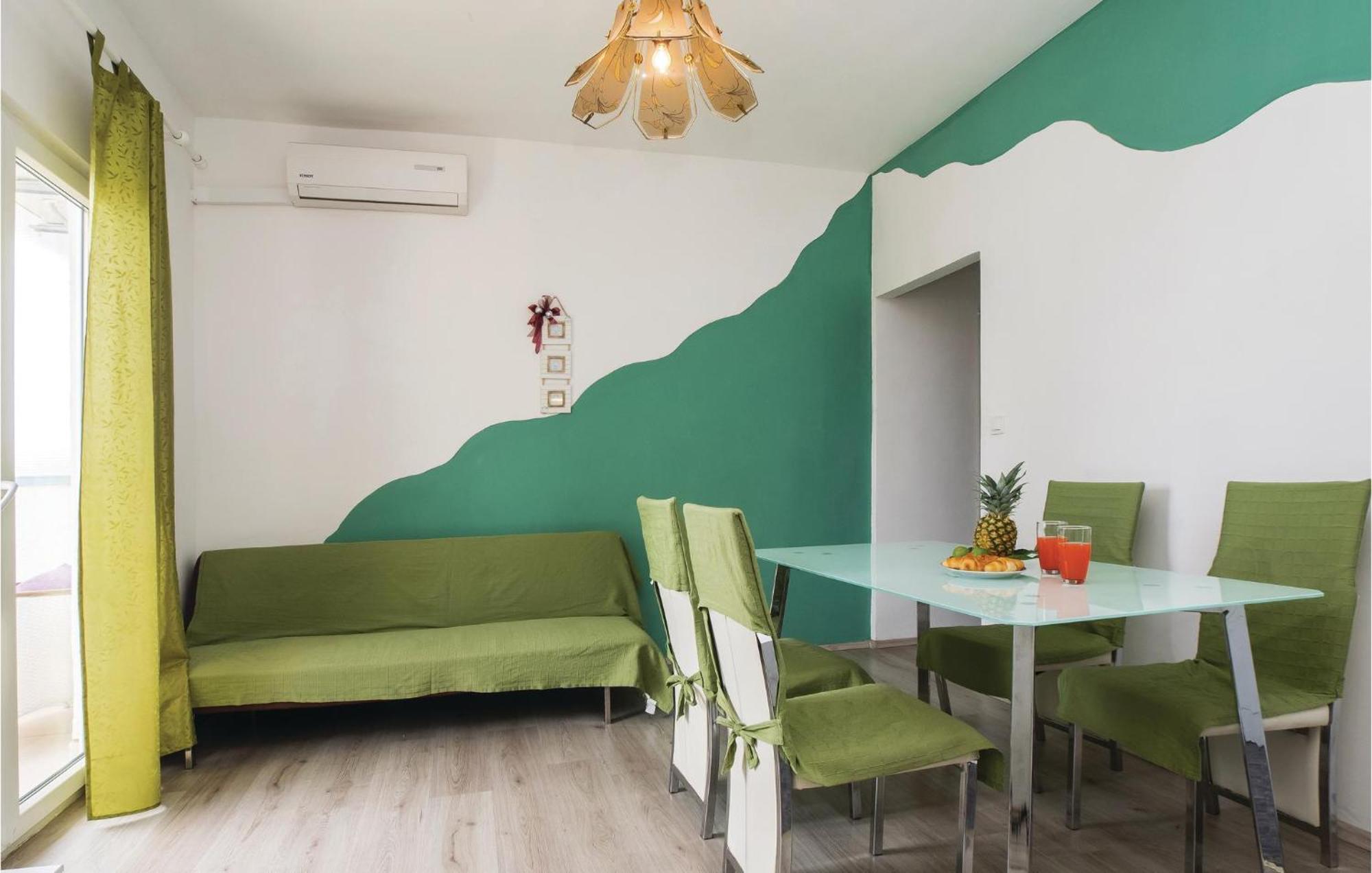 Cozy Apartment In Split With Kitchenette エクステリア 写真