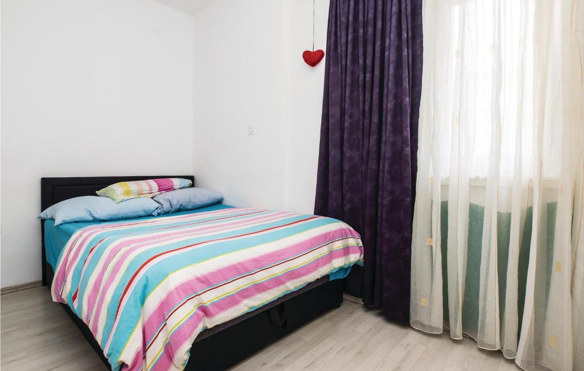 Cozy Apartment In Split With Kitchenette エクステリア 写真